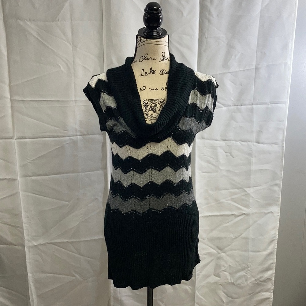 Max Rave black, silver and white sweater vest
